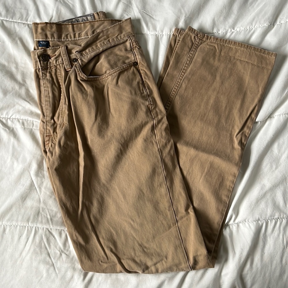 Men’s polo khakis